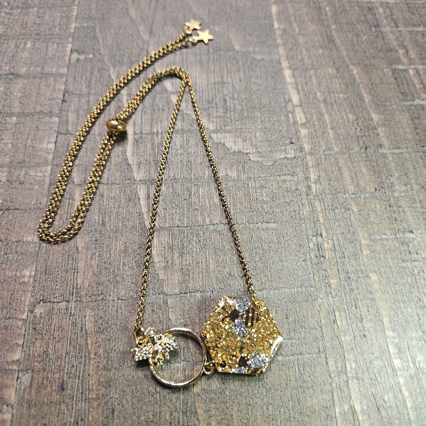 Single Bee Necklace