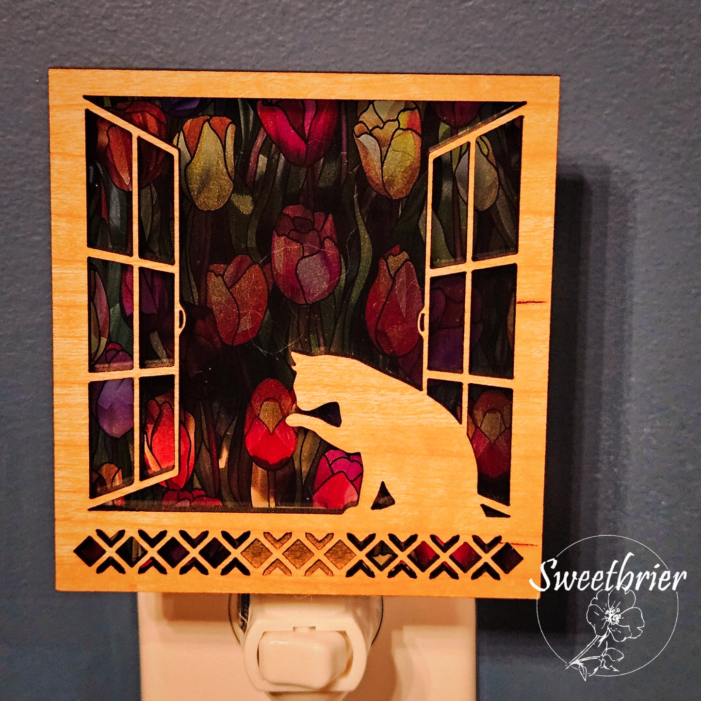Daydreaming Kitty Nightlight