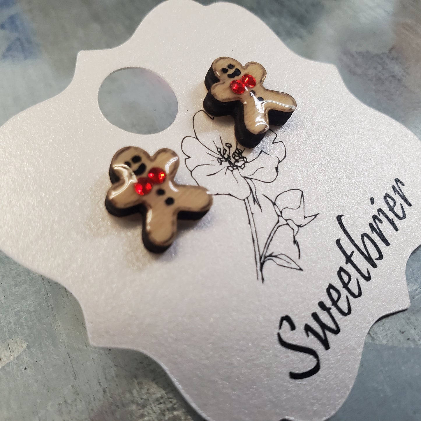 Gingerbread Studs