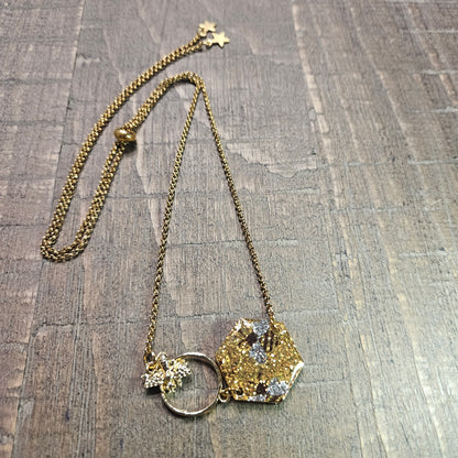 Single Bee Necklace