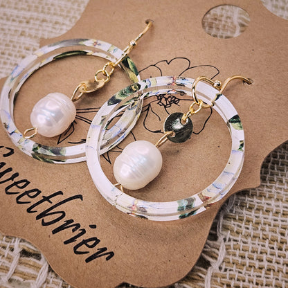 Magnolia Loop Pearl Drops