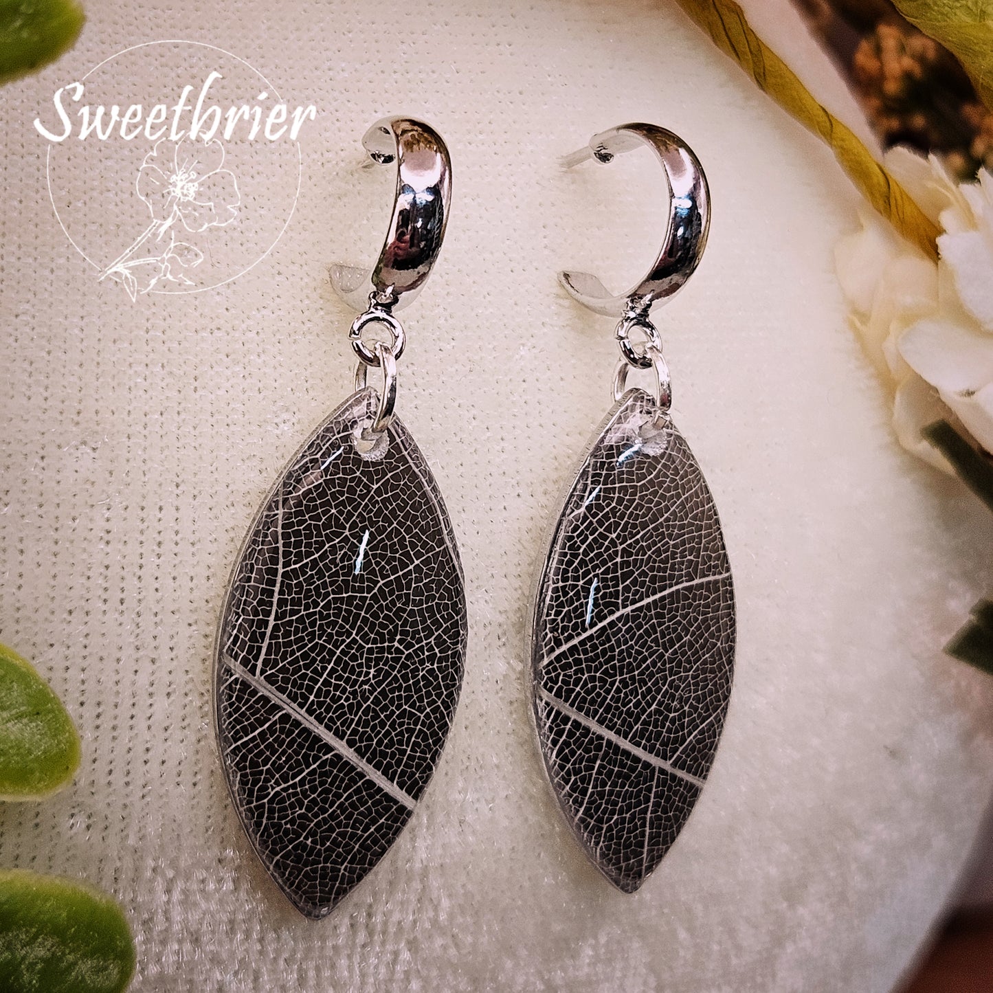 Botanical Vein Leaf Drop Earrings